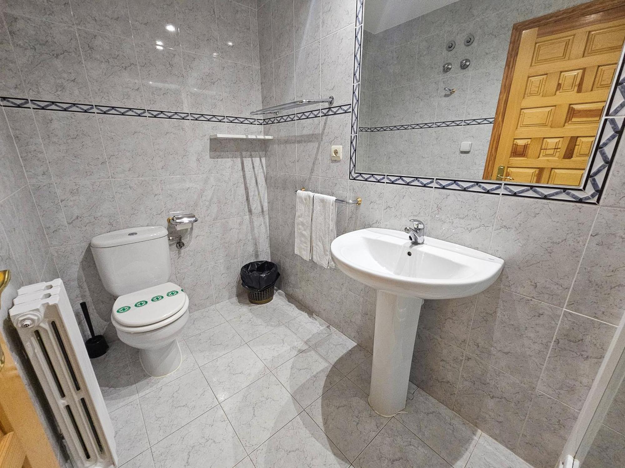 Apartamentos Gavín Biescas 3000 Exterior foto